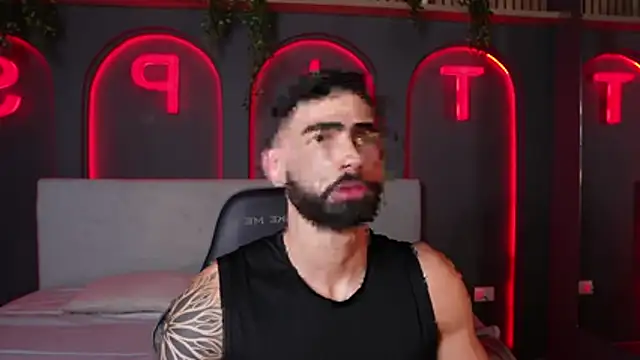 Snapshot of Austin_bolt chatting on October 17, 2:59 am Austin bolt online show from October 17, 2:59 am