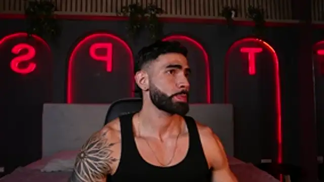 Snapshot of Austin_bolt chatting on November 6, 3:18 am Austin bolt online show from November 6, 3:18 am