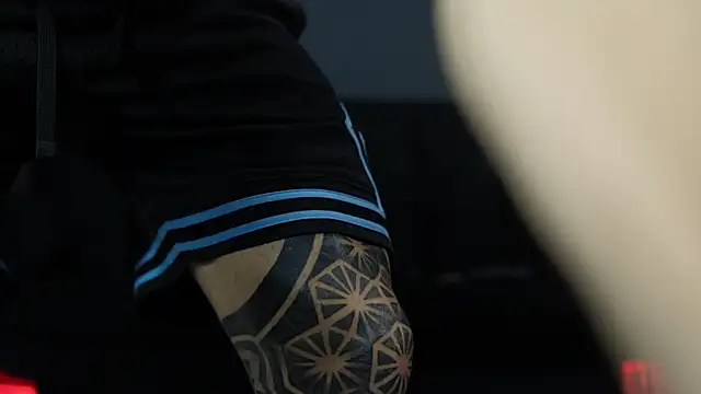 Snapshot of Austin_bolt chatting on November 30, 2:37 am Austin bolt online show from November 30, 2:37 am