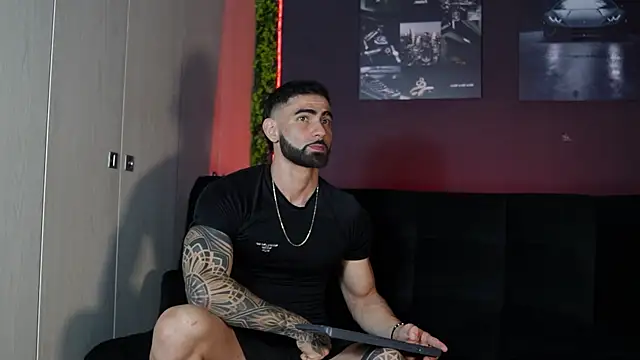 Austin bolt online show from January 17, 3:00 am