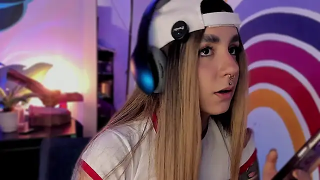 Alice woodville online show from September 11, 8:53 pm