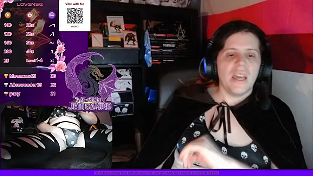 Snapshot of Rae-Suon chatting on January 5, 10:32 am Rae-Suon online show from January 5, 10:32 am