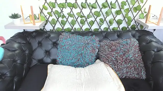 Snapshot of MARGOT_WHISPER chatting on February 3, 6:07 pm MARGOT WHISPER online show from February 3, 6:07 pm