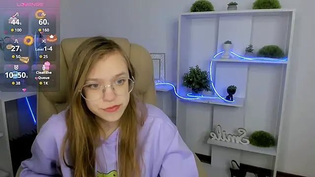 LayriantaVee online show from March 31, 6:14 am