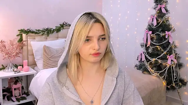 Snapshot of tendermeow chatting on December 20, 7:28 pm tendermeow online show from December 20, 7:28 pm