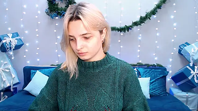 Snapshot of tendermeow chatting on December 26, 1:10 pm tendermeow online show from December 26, 1:10 pm