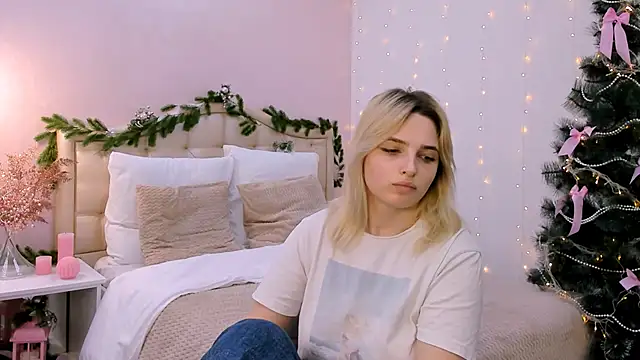 Snapshot of tendermeow chatting on January 24, 7:28 pm tendermeow online show from January 24, 7:28 pm