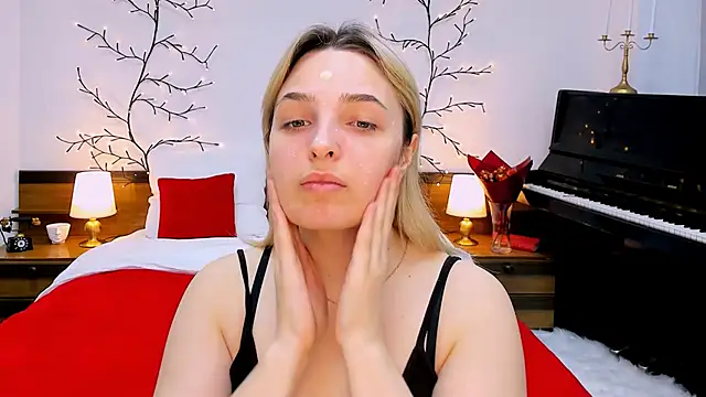 Snapshot of tendermeow chatting on February 6, 10:26 am tendermeow online show from February 6, 10:26 am