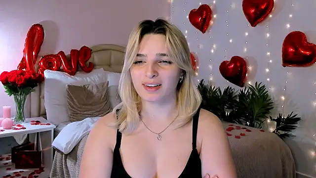 Snapshot of tendermeow chatting on February 9, 5:19 am tendermeow online show from February 9, 5:19 am