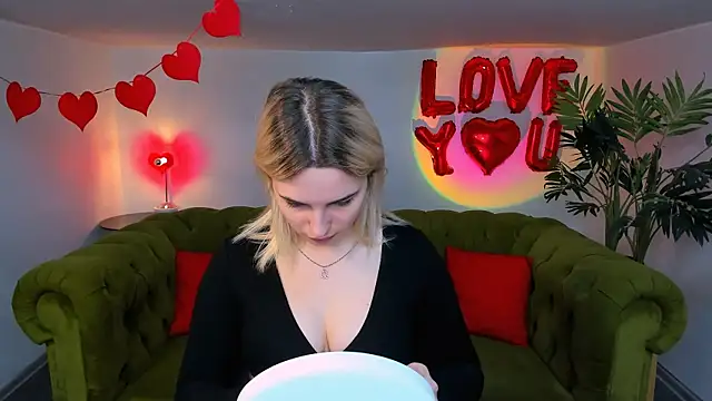 Snapshot of tendermeow chatting on February 11, 1:20 pm tendermeow online show from February 11, 1:20 pm