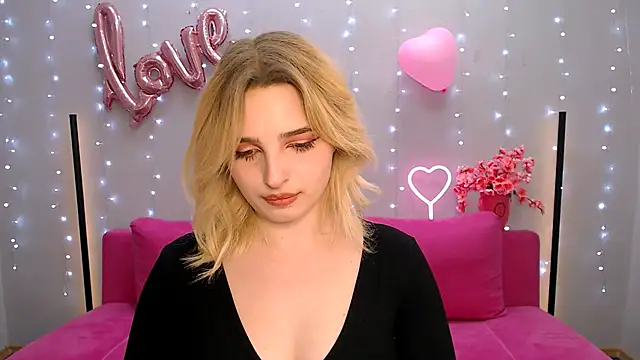 Snapshot of tendermeow chatting on February 12, 11:20 pm tendermeow online show from February 12, 11:20 pm