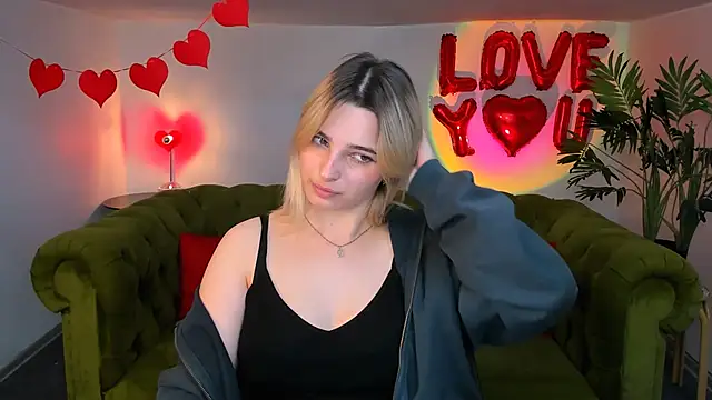 Snapshot of tendermeow chatting on March 18, 4:15 pm tendermeow online show from March 18, 4:15 pm