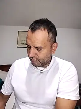 RogueTraveler online show from September 20, 3:51 am