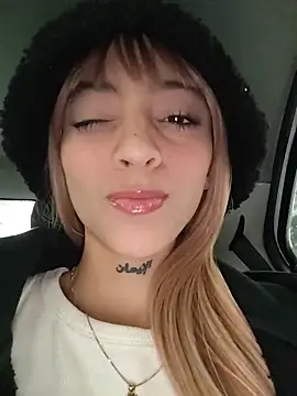 Dani pegin online show from December 20, 12:56 pm