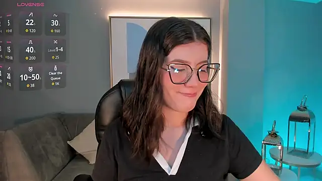 AmberFarrell online show from February 15, 6:15 pm