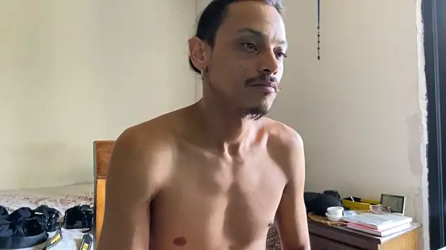 Snapshot of villanocat chatting on February 5, 4:58 pm villanocat online show from February 5, 4:58 pm