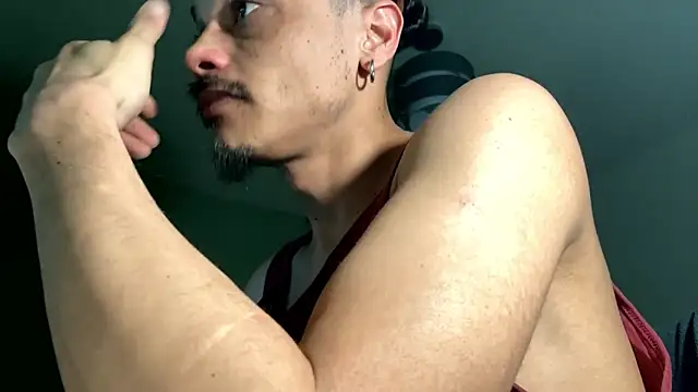 Snapshot of villanocat chatting on September 25, 3:43 am villanocat online show from September 25, 3:43 am