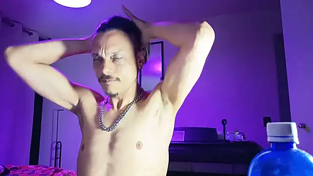 villanocat online show from January 16, 4:49 am