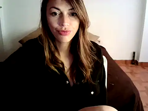 Snapshot of Hanna_Charming chatting on December 14, 8:08 pm Hanna Charming online show from December 14, 8:08 pm