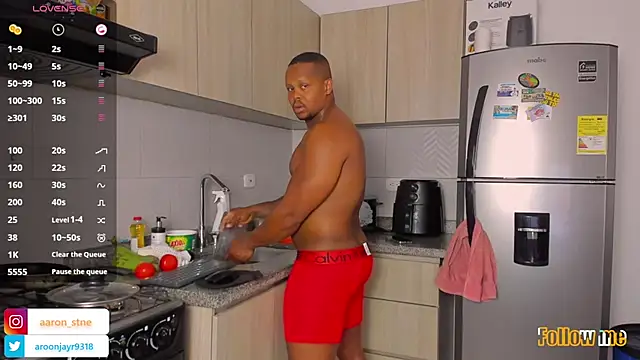 Aaron ST online show from February 27, 4:18 pm