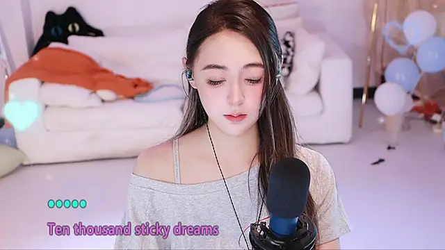 Roseonly  online show from April 6, 4:46 am