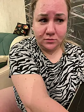 Anna Curvy online show from March 13, 2:55 pm