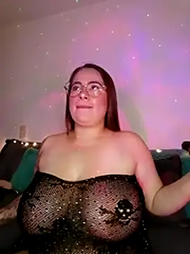 soofy   online show from March 12, 3:12 am