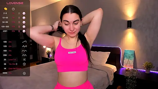 Snapshot of hannacheekss_ chatting on January 24, 4:59 am hannacheekss online show from January 24, 4:59 am