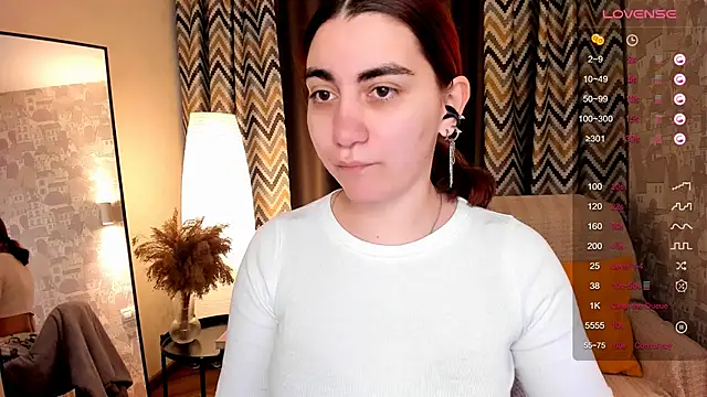 Snapshot of hannacheekss_ chatting on October 9, 2:09 am hannacheekss online show from October 9, 2:09 am