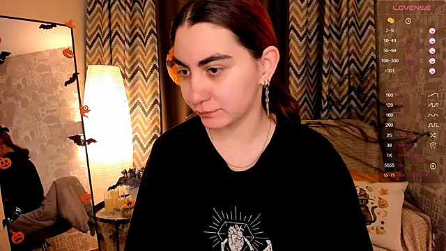 Snapshot of hannacheekss_ chatting on October 28, 3:54 am hannacheekss online show from October 28, 3:54 am