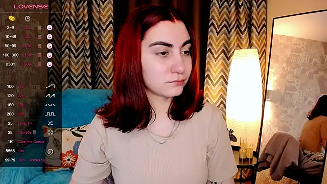 Snapshot of hannacheekss_ chatting on November 24, 2:00 am hannacheekss online show from November 24, 2:00 am