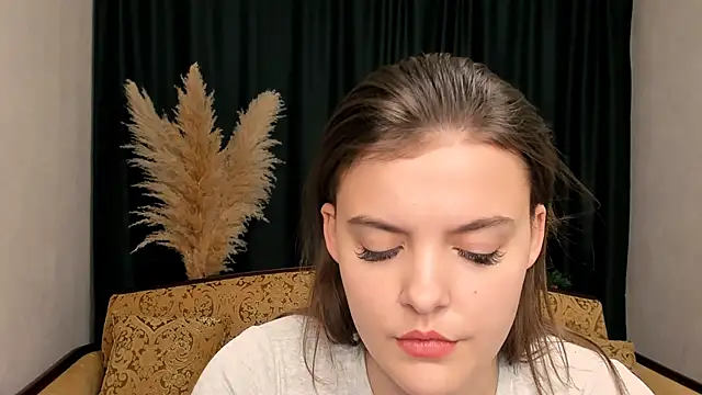 showmeparadise online show from February 3, 12:47 pm