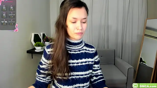 Snapshot of Emily_Strikeee chatting on December 5, 9:39 am Emily Strikeee online show from December 5, 9:39 am