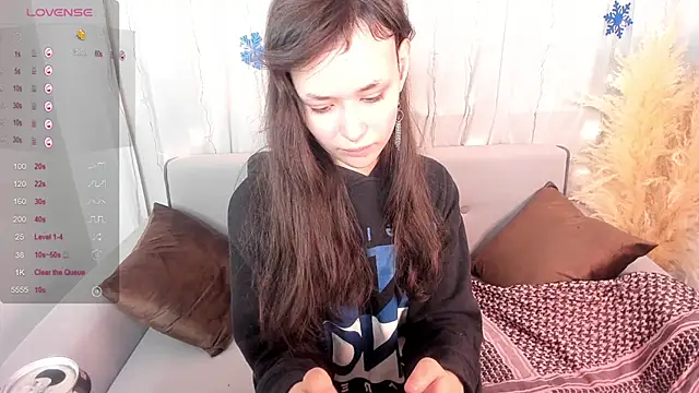 Snapshot of Emily_Strikeee chatting on December 25, 10:50 am Emily Strikeee online show from December 25, 10:50 am