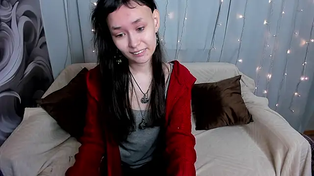 Snapshot of Emily_Strikeee chatting on January 30, 9:47 am Emily Strikeee online show from January 30, 9:47 am