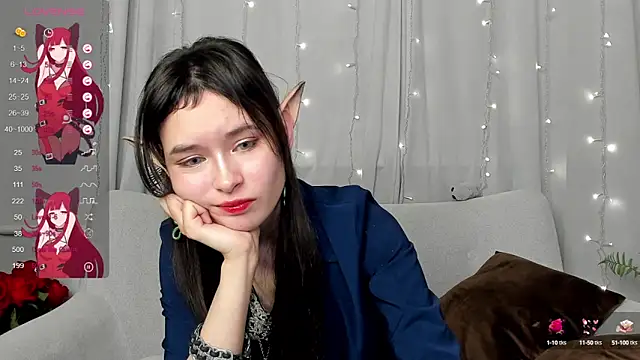 Snapshot of Emily_Strikeee chatting on March 4, 12:44 pm Emily Strikeee online show from March 4, 12:44 pm