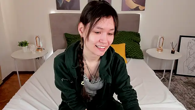 Snapshot of Emily_Strikeee chatting on March 15, 2:35 am Emily Strikeee online show from March 15, 2:35 am