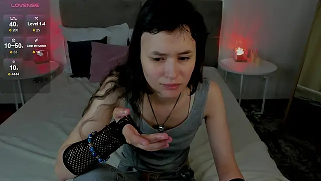 Snapshot of Emily_Strikeee chatting on October 12, 10:03 am Emily Strikeee online show from October 12, 10:03 am