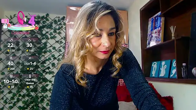 Snapshot of Madam_dali chatting on November 6, 1:12 pm Madam dali online show from November 6, 1:12 pm