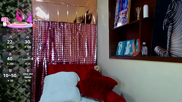 Snapshot of Madam_dali chatting on November 15, 1:07 pm Madam dali online show from November 15, 1:07 pm