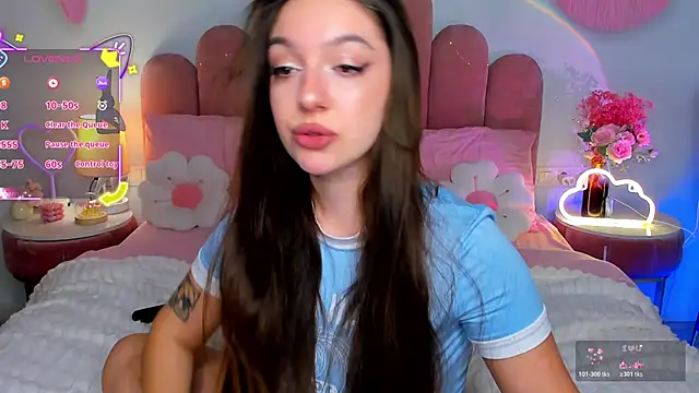 GiaCale online show from November 14, 1:21 pm