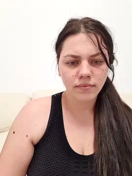 Snapshot of leeya_lee chatting on February 6, 2:22 am leeya lee online show from February 6, 2:22 am