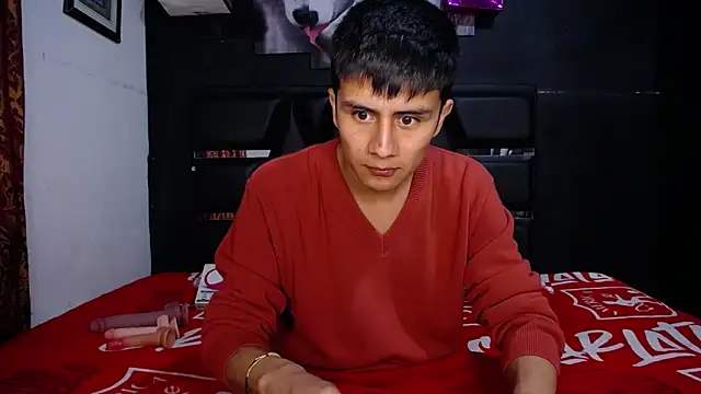 Snapshot of The__Rodriguez chatting on January 20, 1:28 am The  Rodriguez online show from January 20, 1:28 am