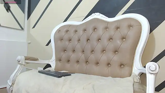 Snapshot of engel_devil chatting on March 8, 3:45 pm engel devil online show from March 8, 3:45 pm