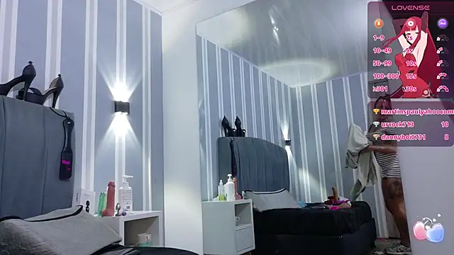 Snapshot of engel_devil chatting on March 15, 6:32 pm engel devil online show from March 15, 6:32 pm