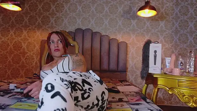 Snapshot of engel_devil chatting on November 25, 12:05 pm engel devil online show from November 25, 12:05 pm