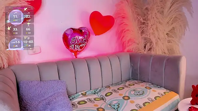 cloe sirena online show from February 15, 6:44 pm