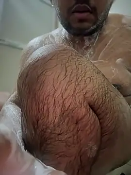 Snapshot of ved240 chatting on February 25, 5:47 pm ved240 online show from February 25, 5:47 pm