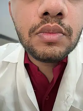 Snapshot of ved240 chatting on September 26, 4:49 am ved240 online show from September 26, 4:49 am