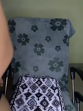 Snapshot of Black_baby chatting on July 31, 10:42 pm Black baby online show from July 31, 10:42 pm